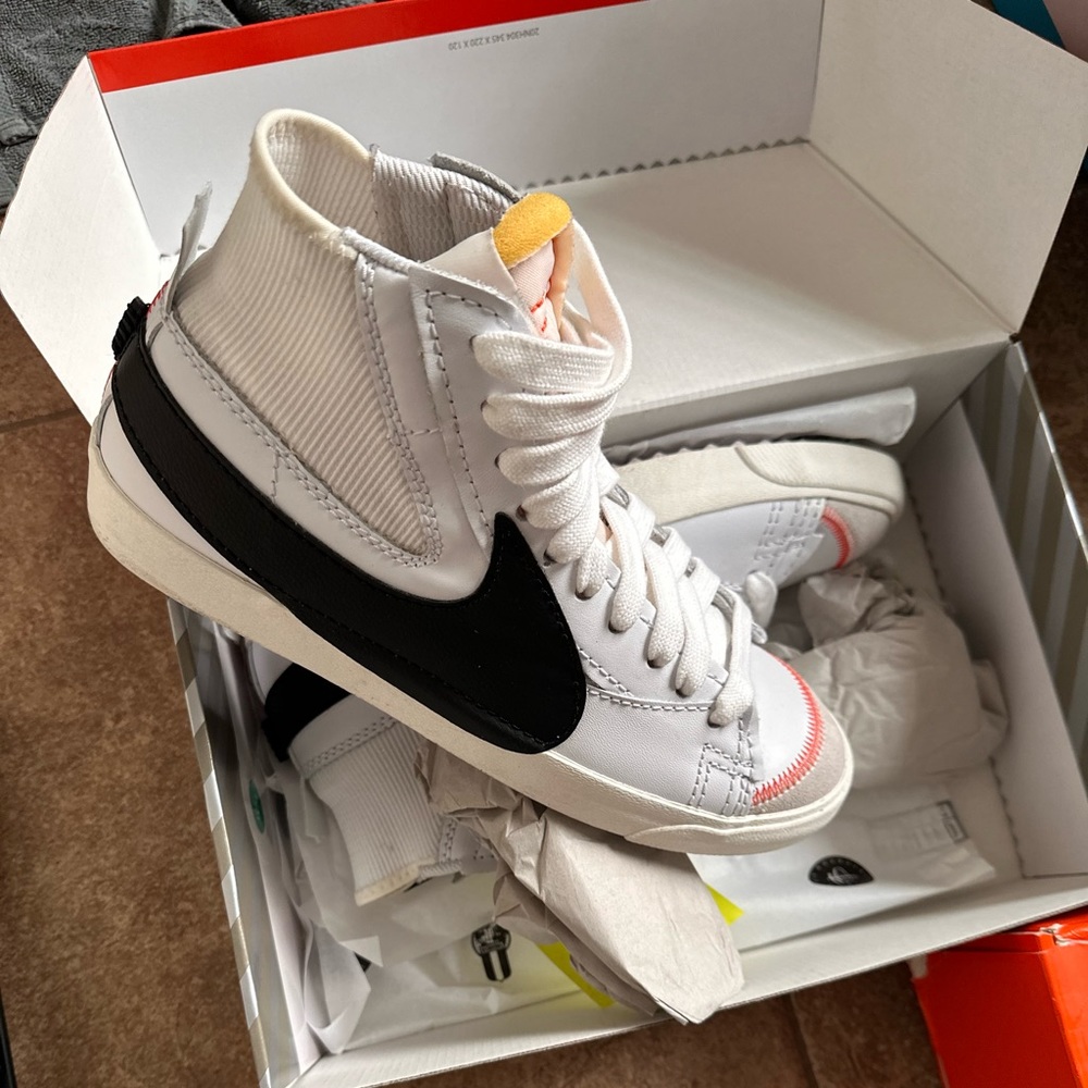 Nike blazer